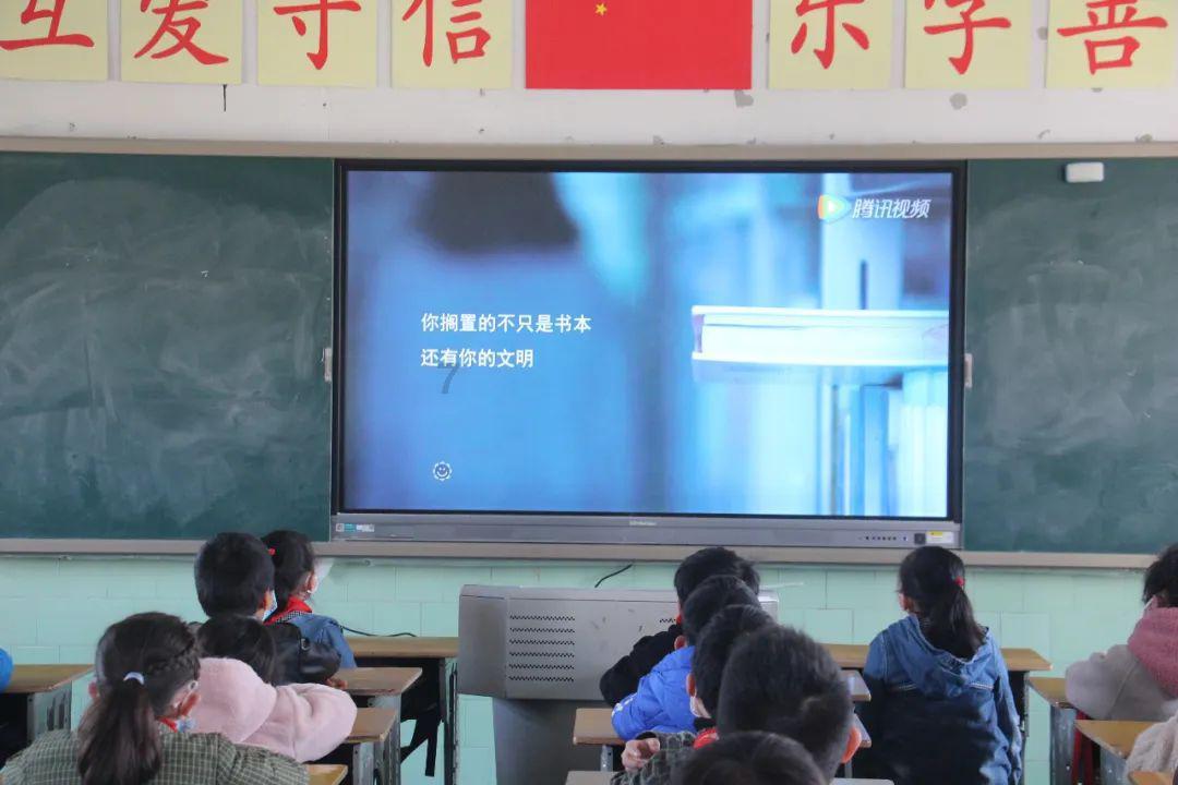 宏远伤病报告！徐杰重伤张昊扭伤胡明轩膝盖受伤周琦带伤出战